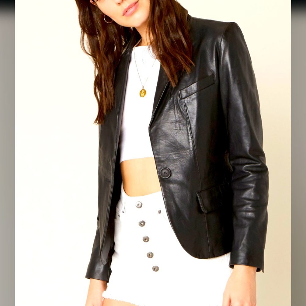NEW! BB DAKOTA 100% Leather Blazer - NWT